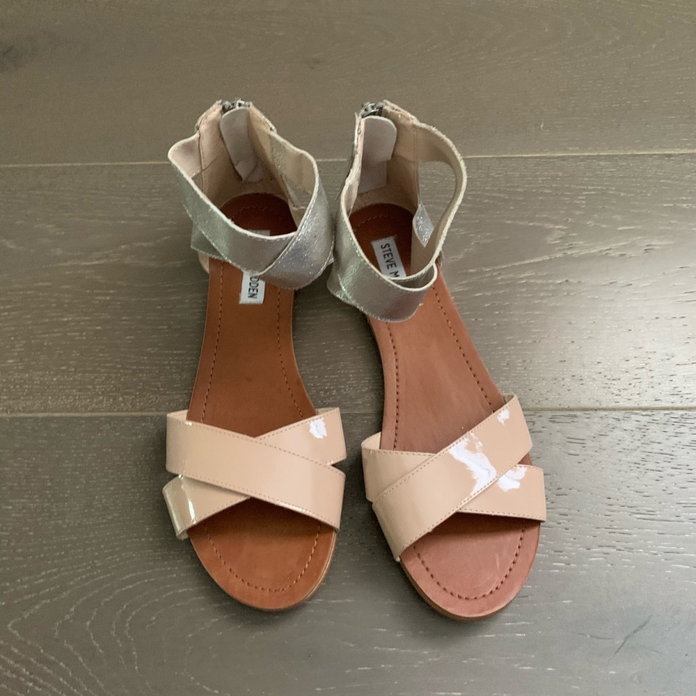 Cute Steve Madden Sandals - Picture 2 of 6